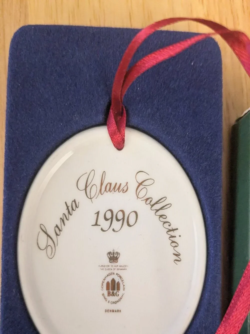 Bing And Grondahl Santa Clause Collection Porcelain Christmas Ornament 1990